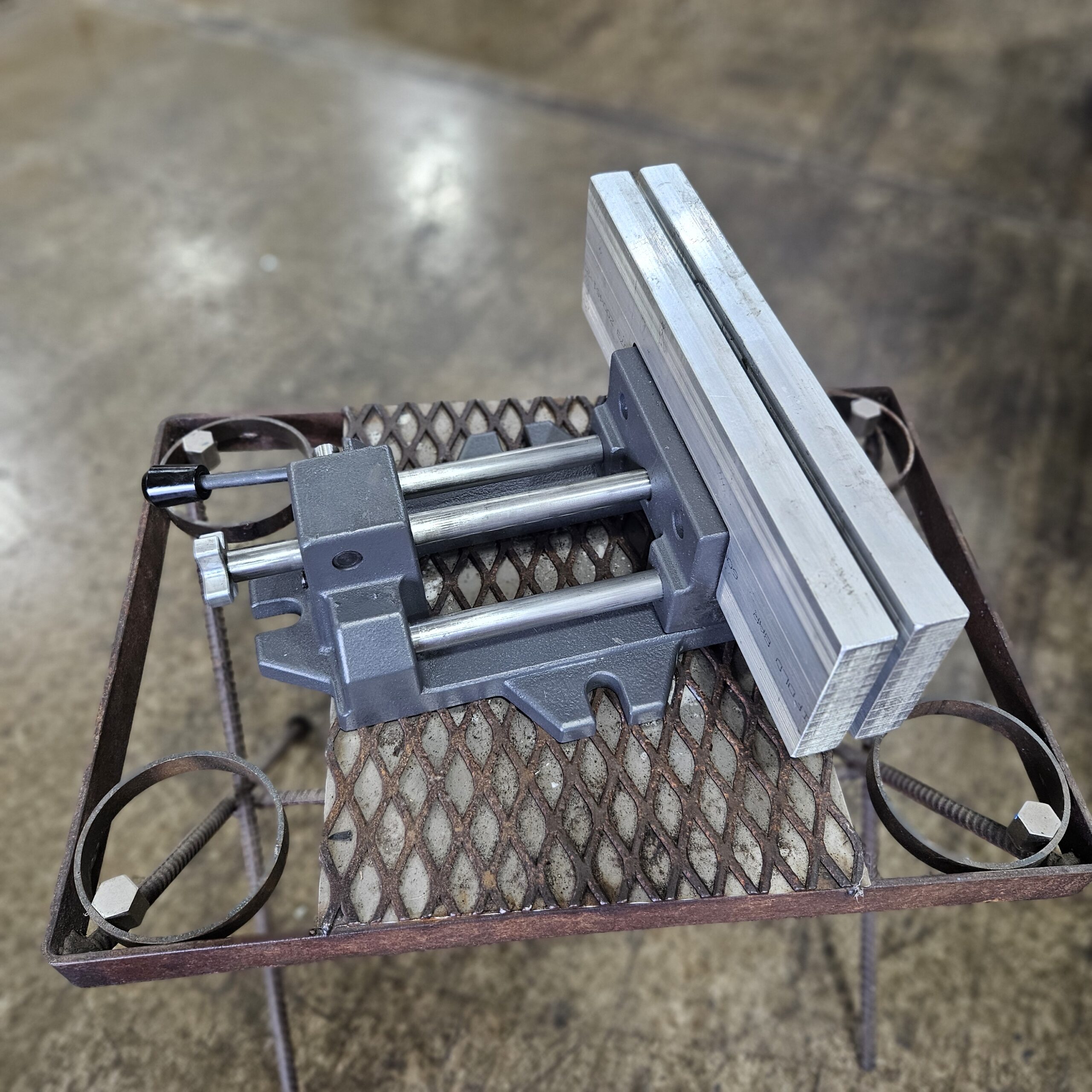 Quench Vise for knifemakers from Torus CNC